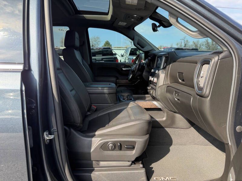 2020 GMC Sierra Image 12