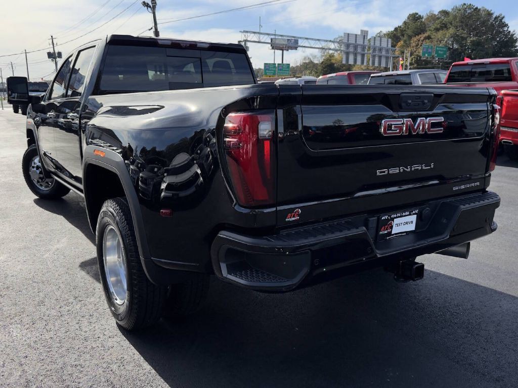 2024 GMC Sierra Image 6