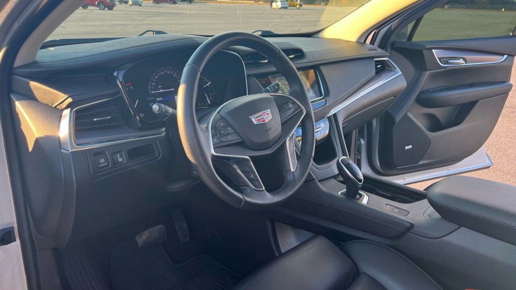 2017 Cadillac XT5 Image 8