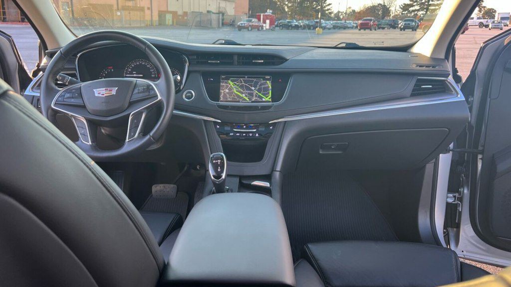 2017 Cadillac XT5 Image 9