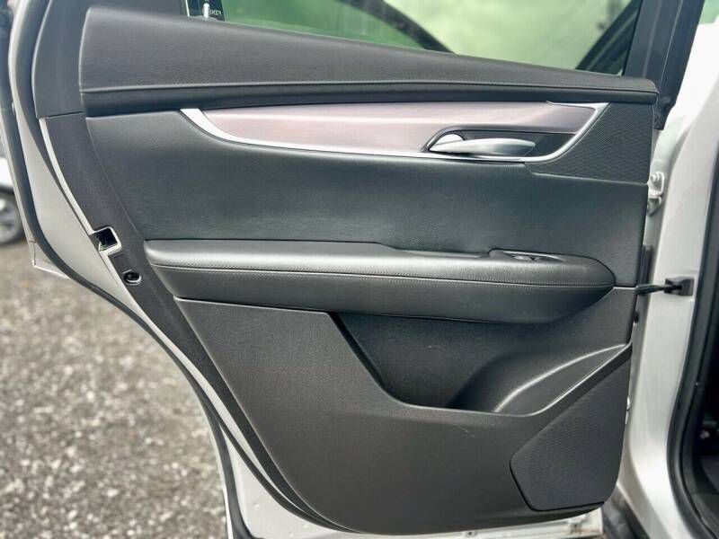 2017 Cadillac XT5 Image 24