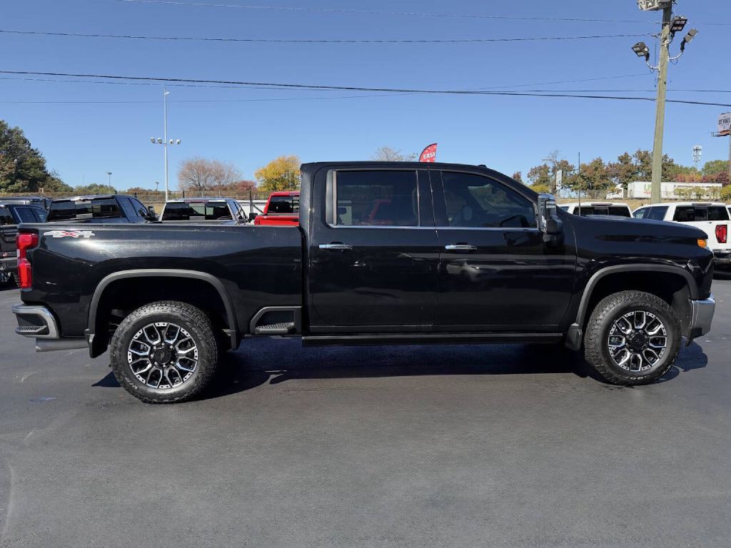 2023 Chevrolet Silverado 1500 Image 4