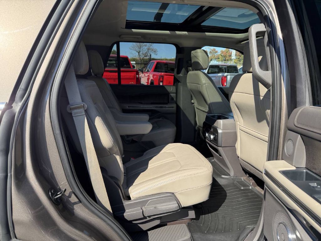 2018 Ford Expedition Image 13