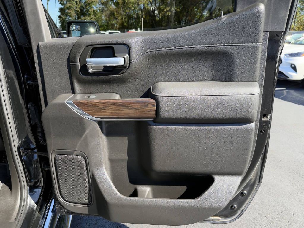 2021 GMC Sierra Image 21