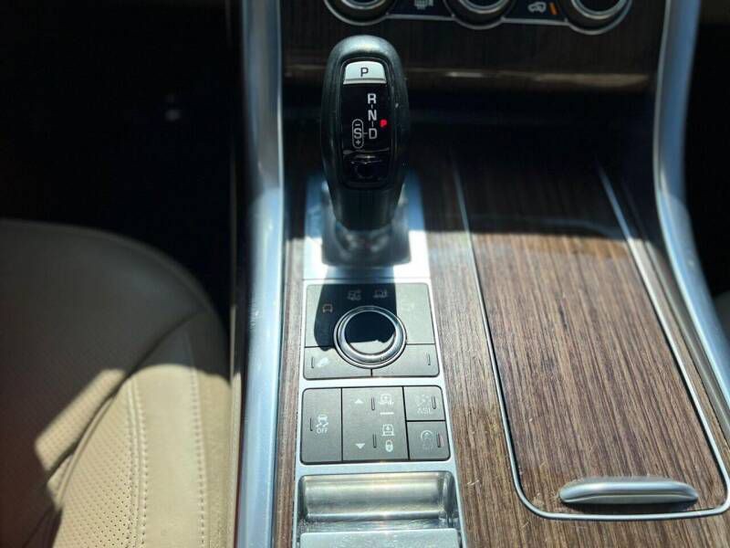 2016 Land Rover Range Rover Sport Image 24
