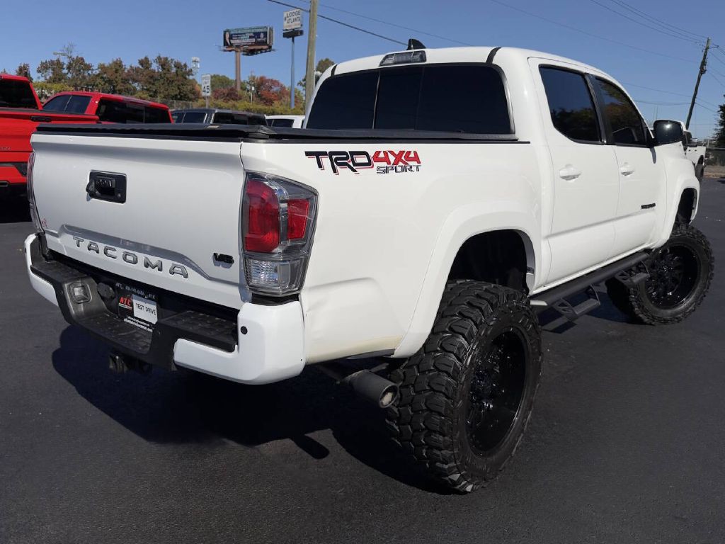 2021 Toyota Tacoma Image 8
