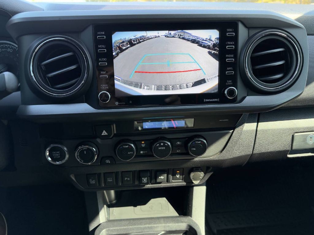 2021 Toyota Tacoma Image 16