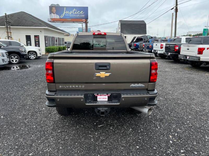 2015 Chevrolet Silverado 1500 Image 8