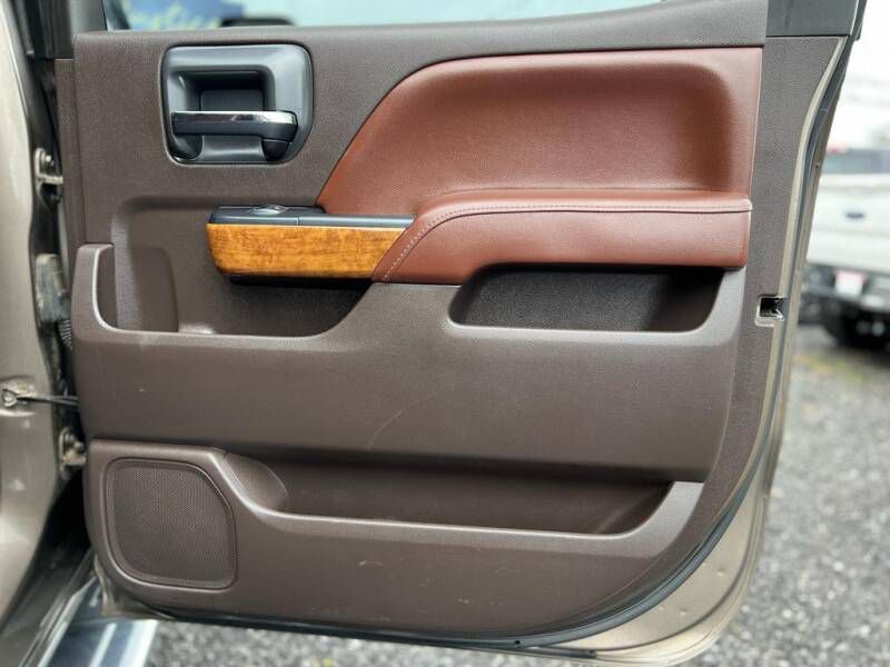 2015 Chevrolet Silverado 1500 Image 13