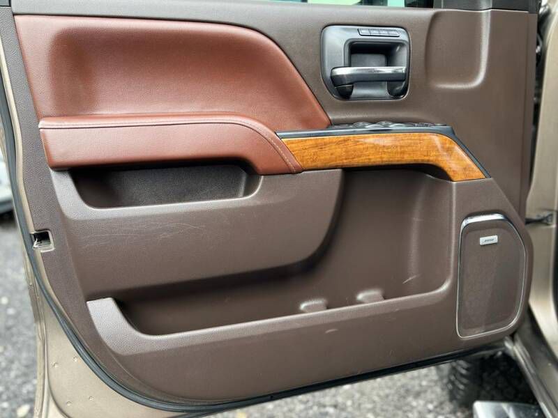 2015 Chevrolet Silverado 1500 Image 14