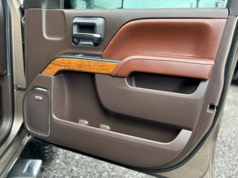 2015 Chevrolet Silverado 1500 Image 16