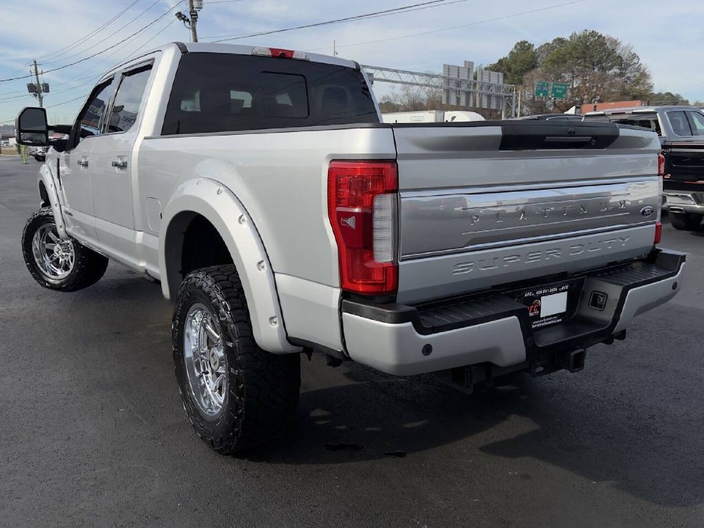 2017 Ford F-350 Image 6