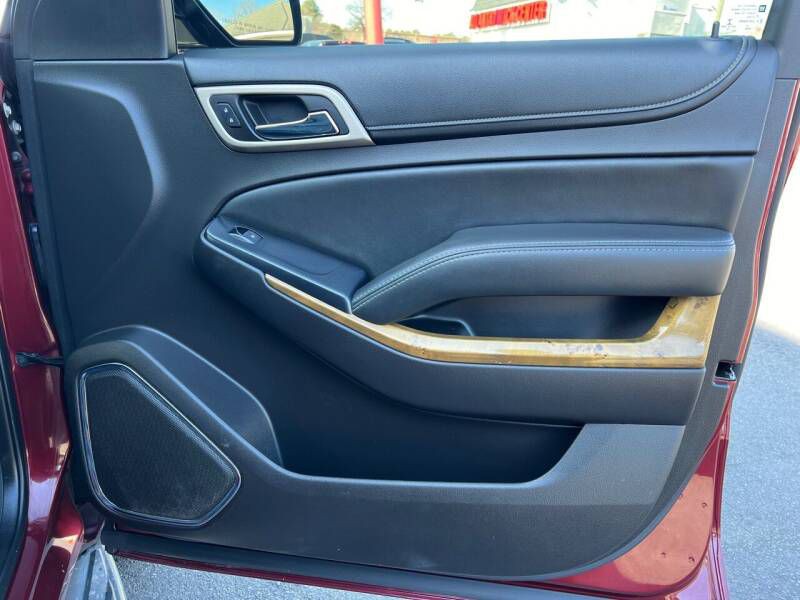 2017 GMC Yukon Image 24