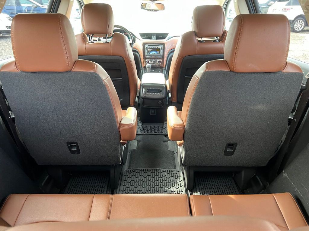 2017 Chevrolet Traverse Image 11