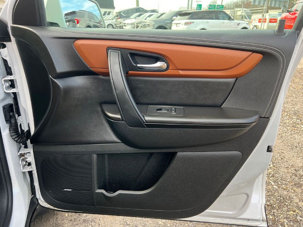 2017 Chevrolet Traverse Image 14