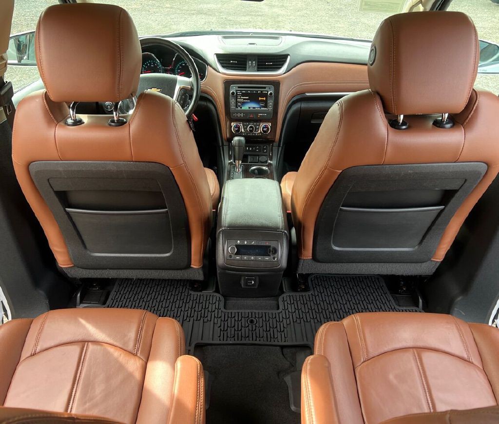 2017 Chevrolet Traverse Image 17