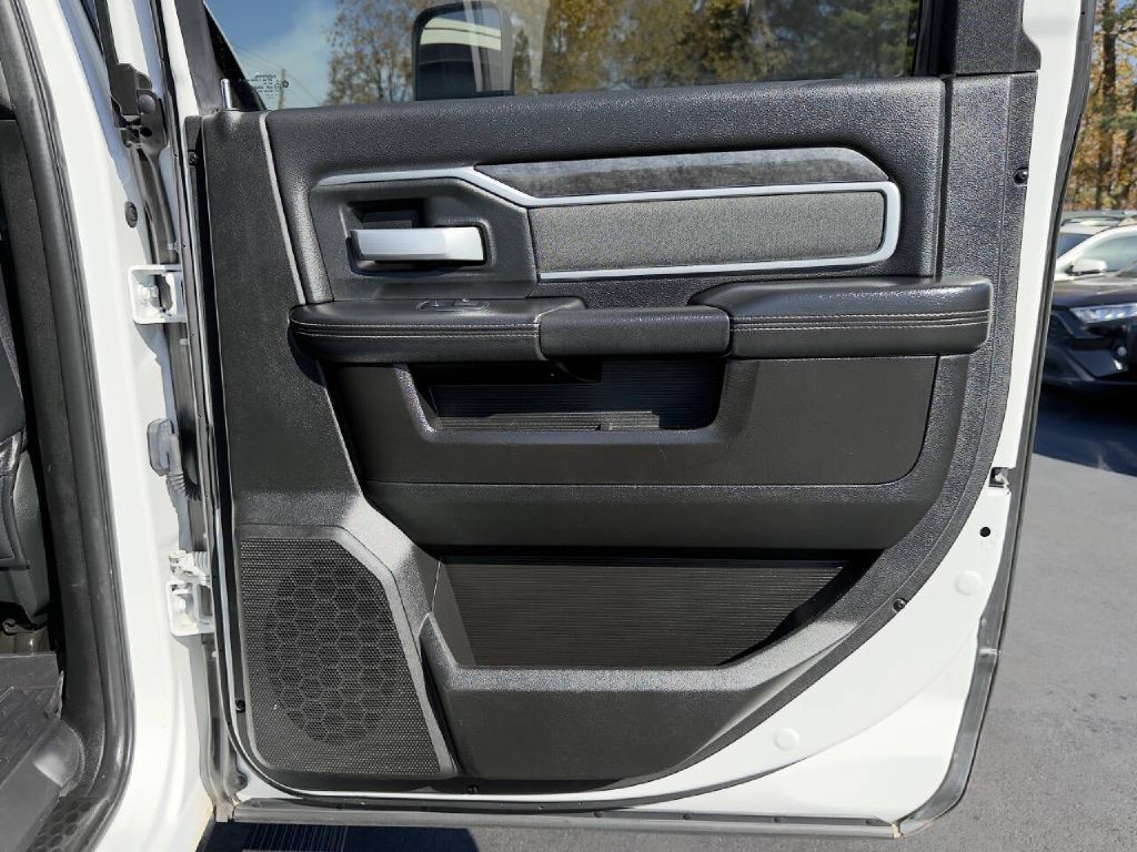 2019 RAM 2500 Image 21