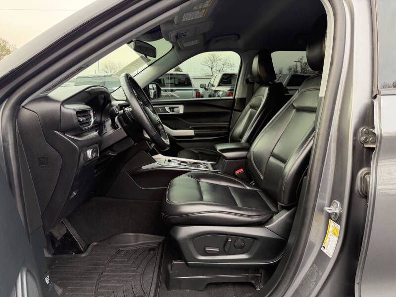 2021 Ford Explorer Image 10