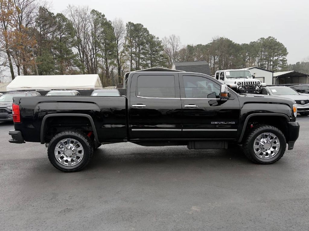 2015 GMC Sierra Image 5