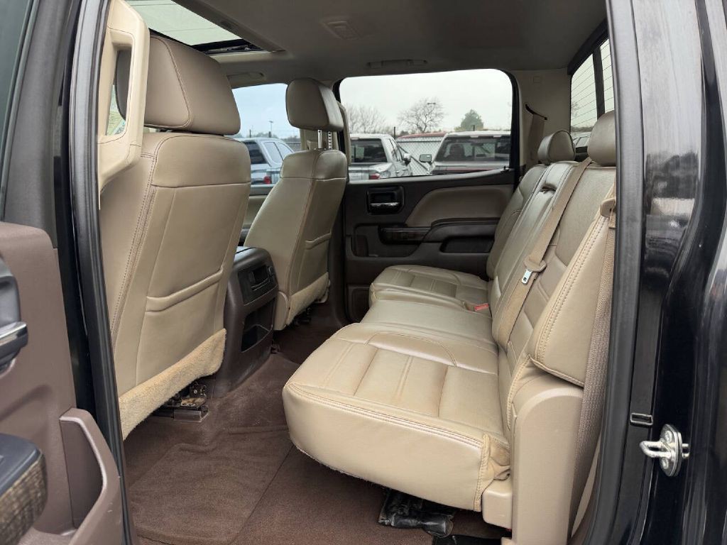 2015 GMC Sierra Image 10