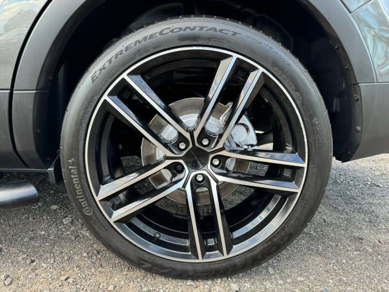 2015 Ford Explorer Image 20