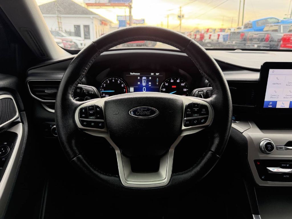 2021 Ford Explorer Image 18