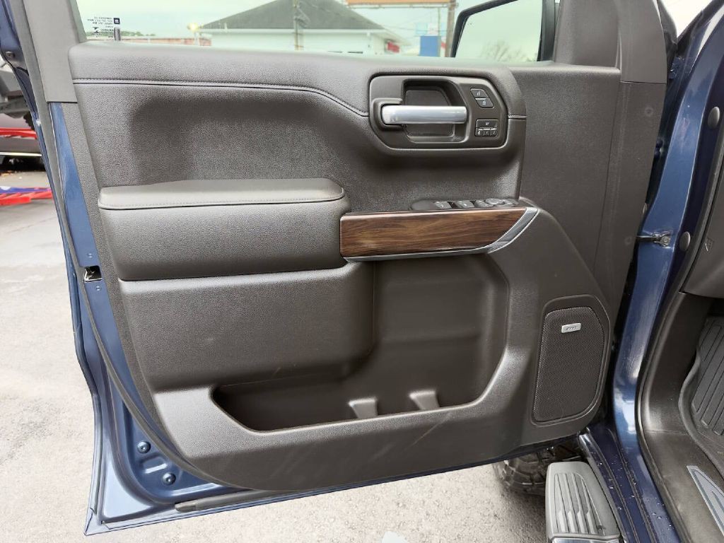 2019 GMC Sierra Image 18