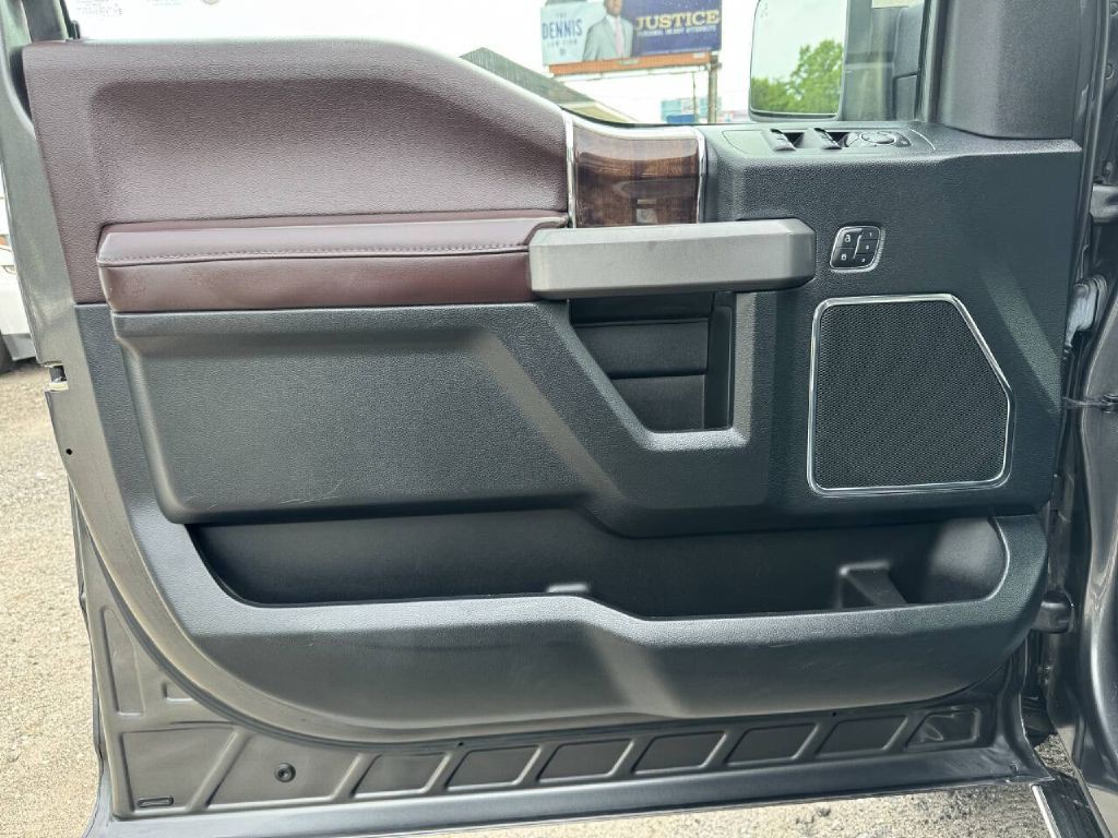 2016 Ford F-150 Image 24