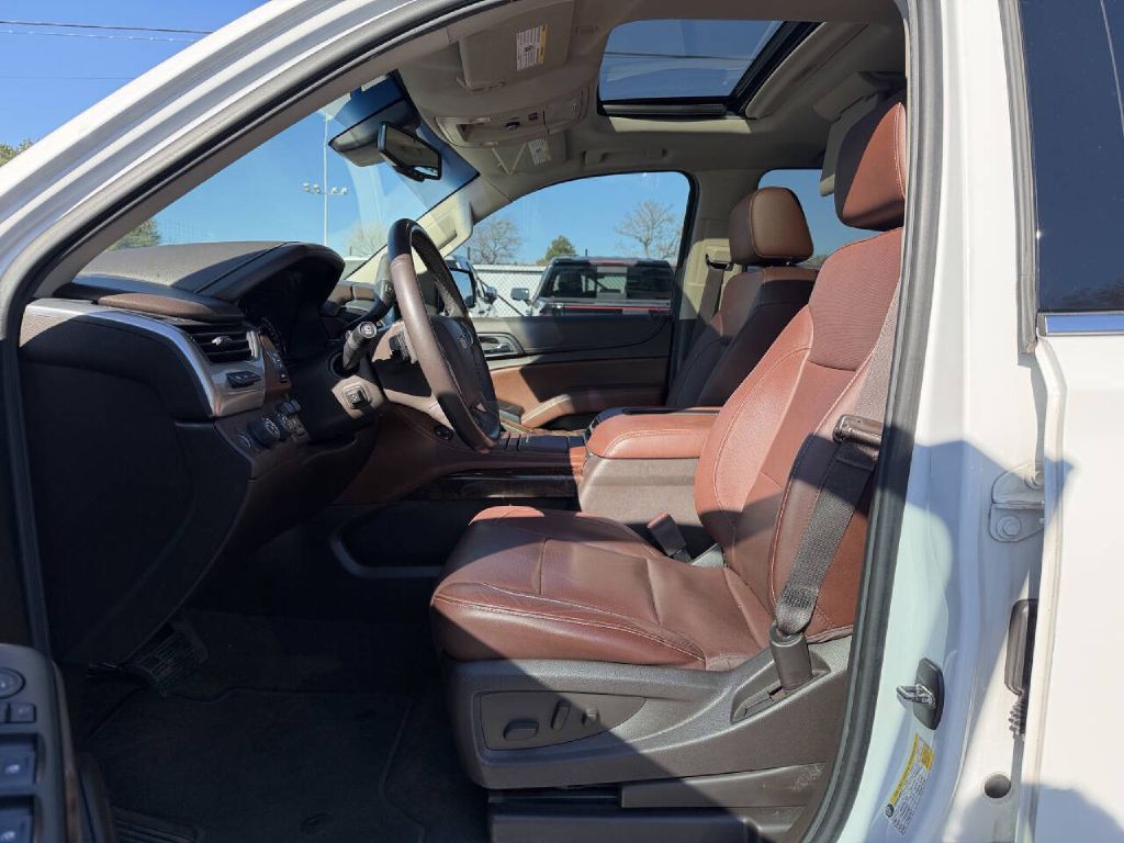2017 Chevrolet Tahoe Image 10
