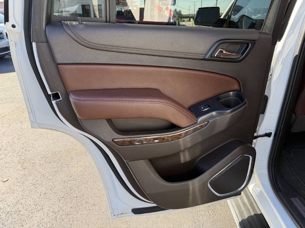 2017 Chevrolet Tahoe Image 24