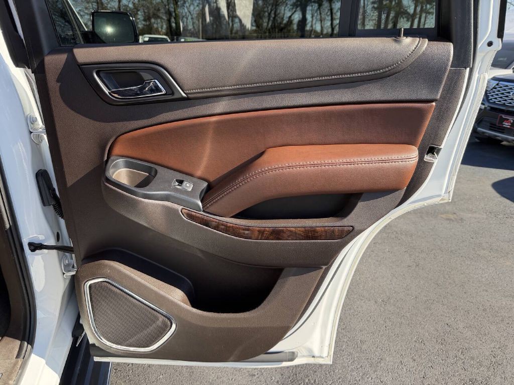 2017 Chevrolet Tahoe Image 25