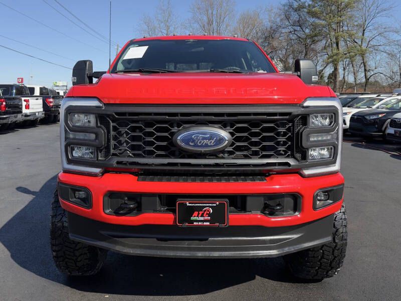 2023 Ford F-250 Image 2