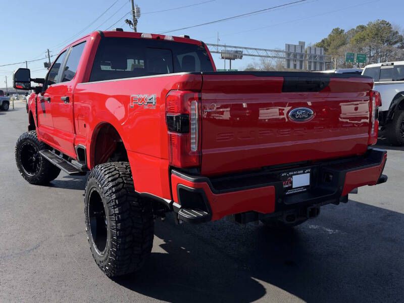 2023 Ford F-250 Image 6
