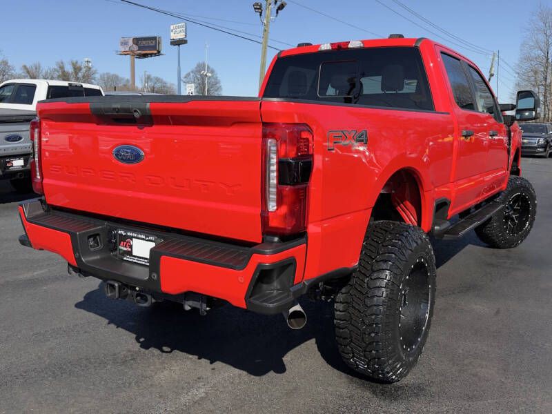 2023 Ford F-250 Image 8