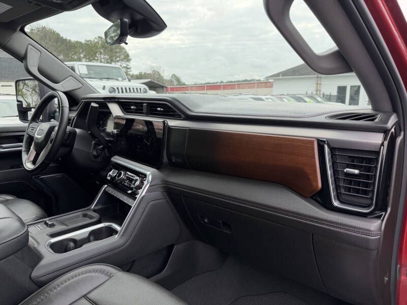 2024 GMC Sierra Image 22