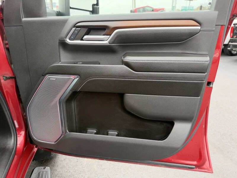 2024 GMC Sierra Image 24