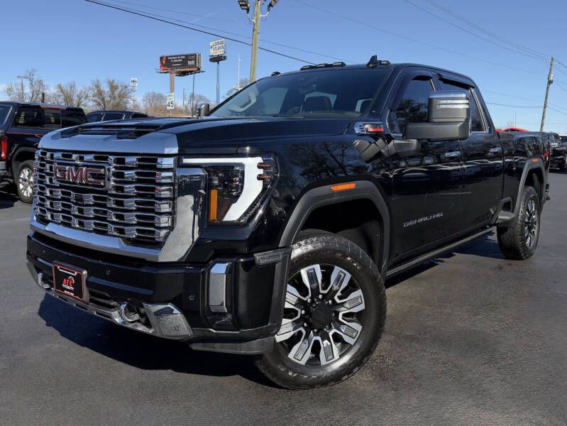 2025 GMC Sierra Image 2