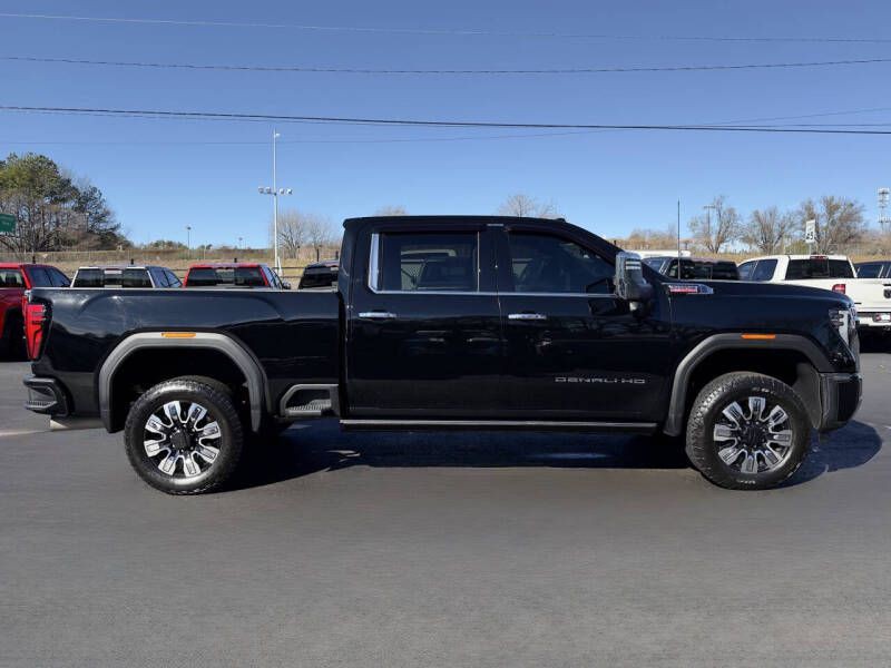2025 GMC Sierra Image 6