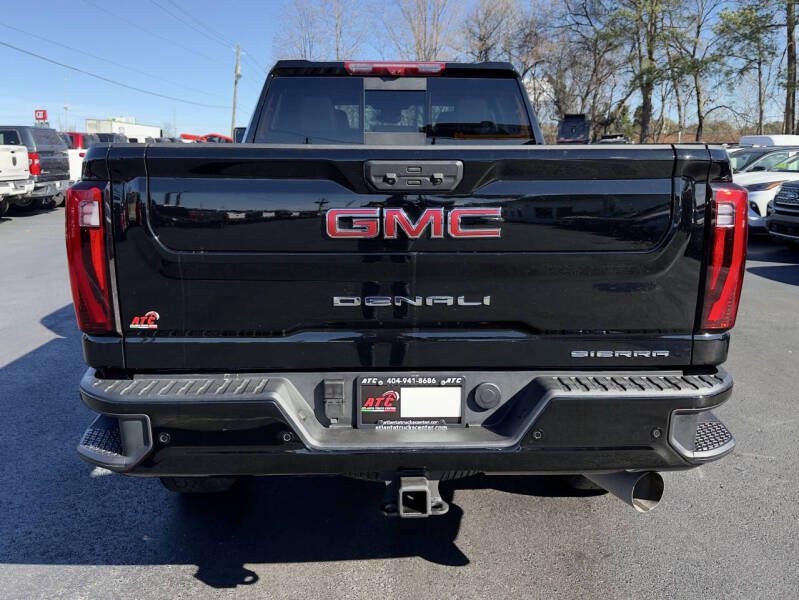 2025 GMC Sierra Image 8