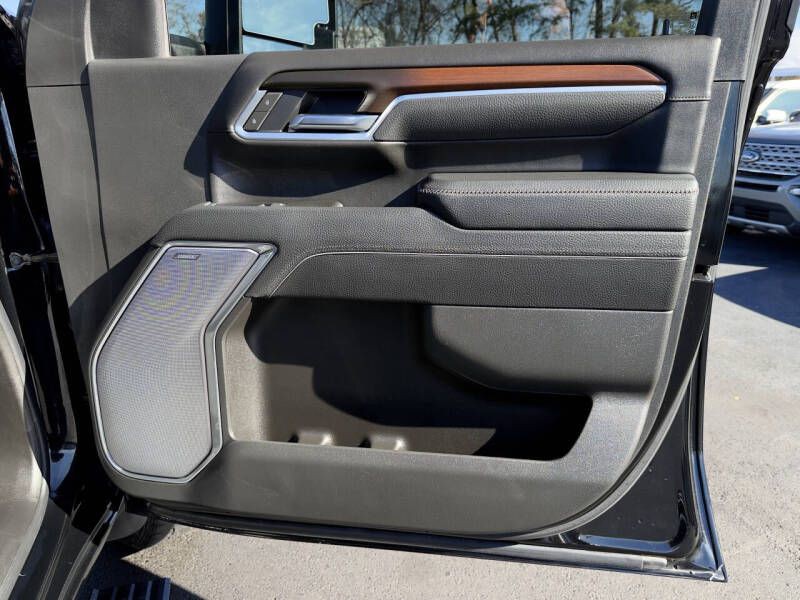 2025 GMC Sierra Image 23