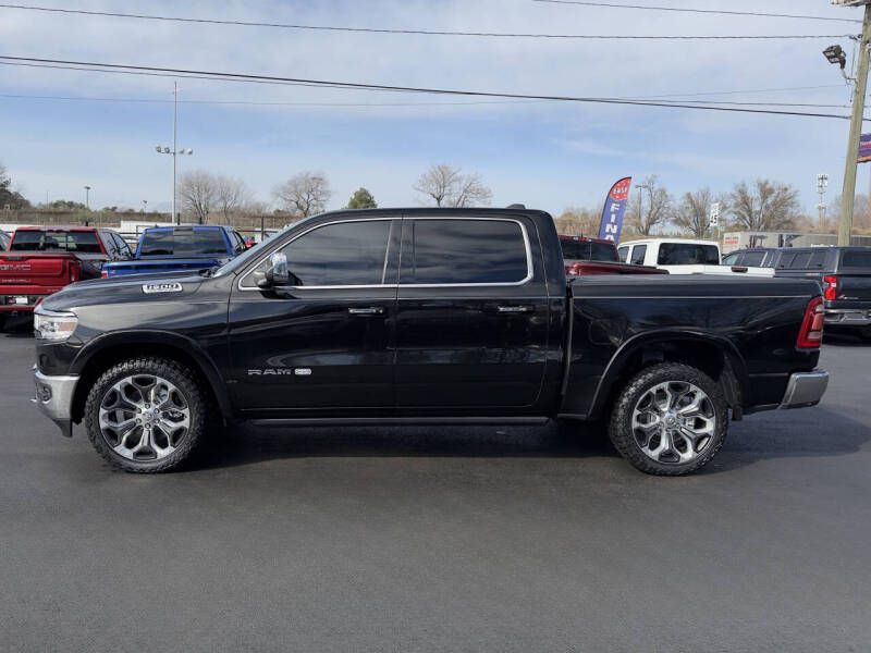 2019 RAM 1500 Image 3