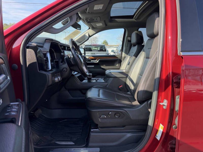 2022 GMC Sierra Image 12