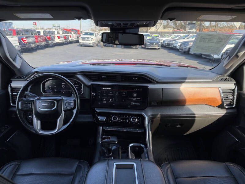 2022 GMC Sierra Image 17