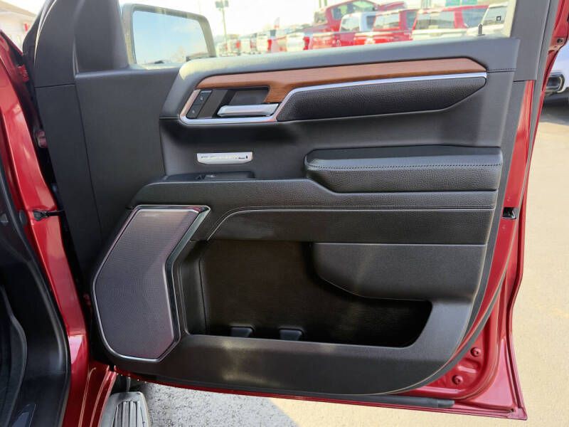 2022 GMC Sierra Image 24