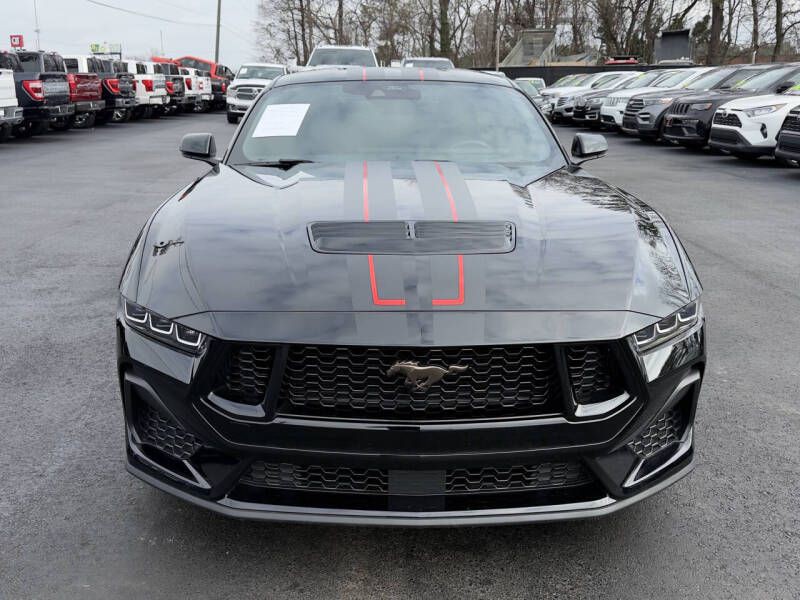 2024 Ford Mustang Image 3