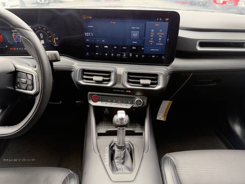 2024 Ford Mustang Image 17