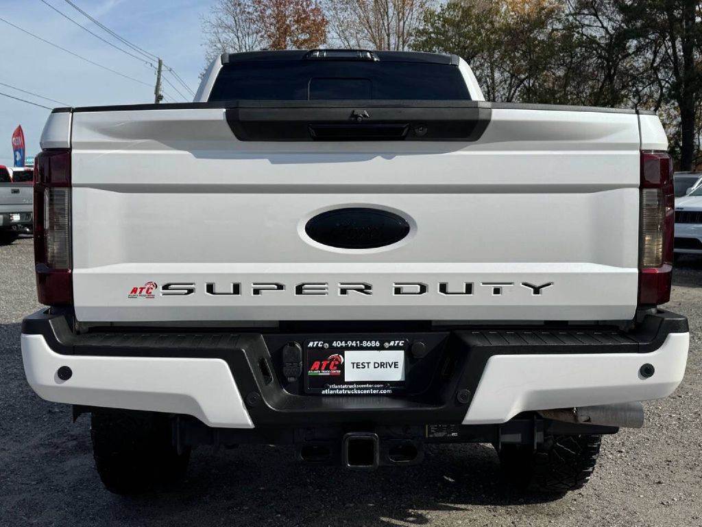 2017 Ford F-350 Image 8