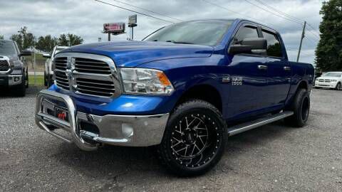 2017 RAM 1500 Image 2