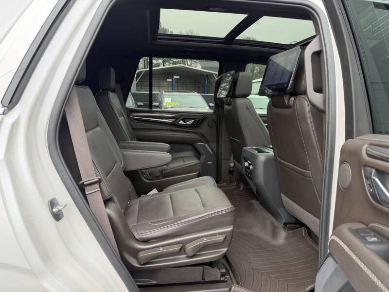 2021 GMC Yukon Image 15