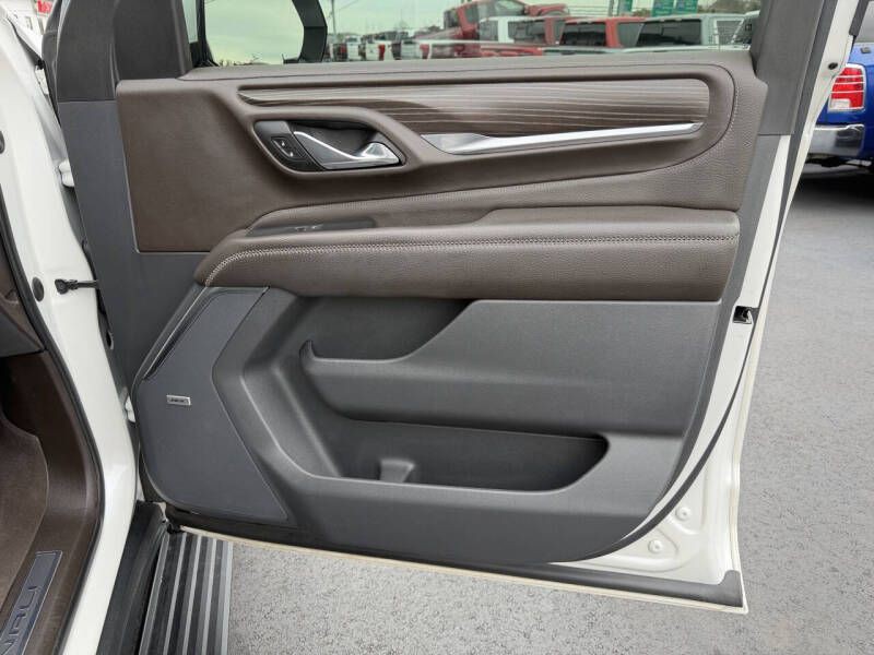 2021 GMC Yukon Image 25